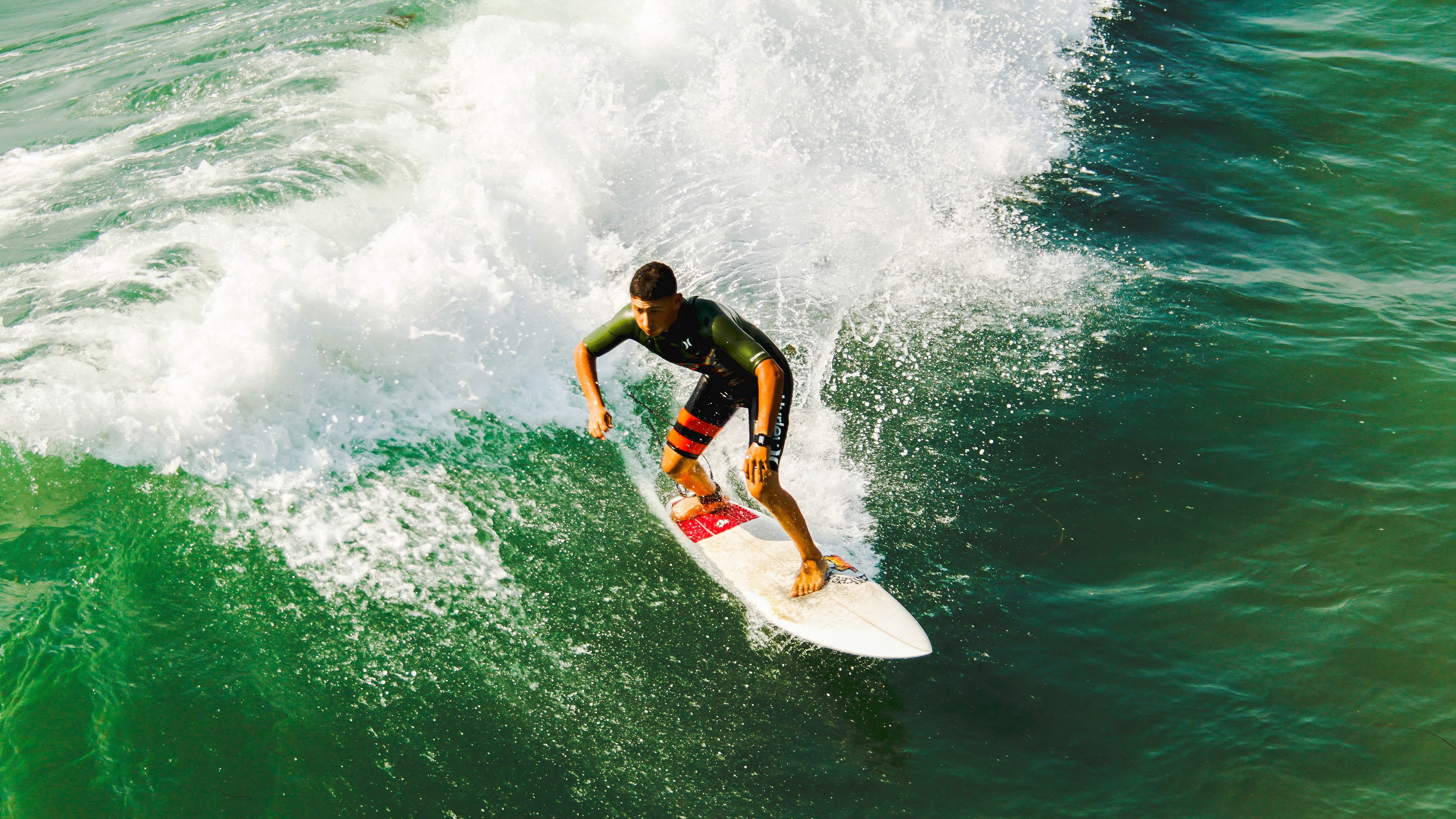 AC米兰前锋训练:制造一对一机会的跑位被重复演练